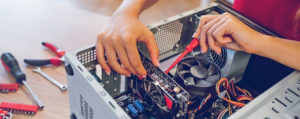 difference between computer technician and engineer